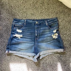 American Eagle Curvy Hi-Rise Shortie Shorts